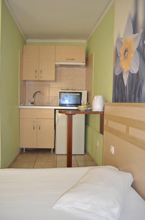 Fontana Rooms Mytilíni Habitación foto