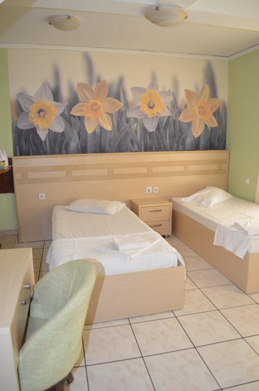 Fontana Rooms Mytilíni Habitación foto