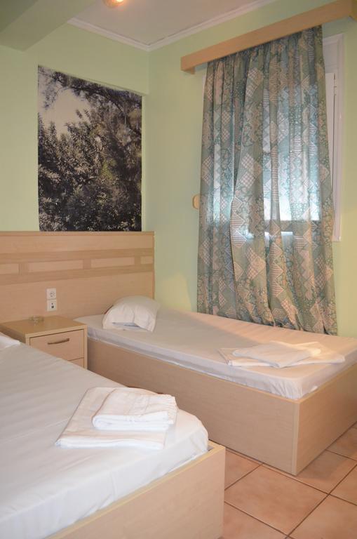Fontana Rooms Mytilíni Habitación foto