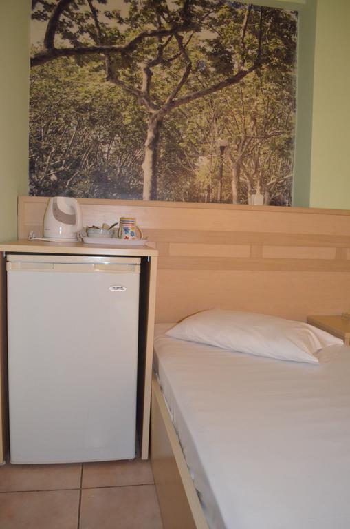 Fontana Rooms Mytilíni Habitación foto